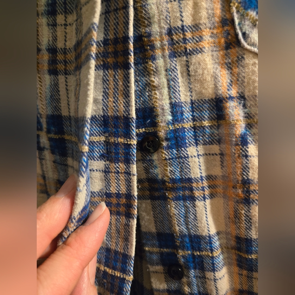 Jaded Gypsy Flannel - Picture 2 of 6